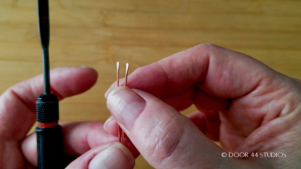 Step 2 - Paddle the cut ends of the folded wires