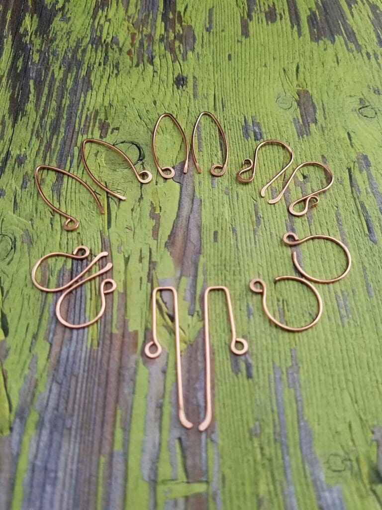 Five simple variations of the perfectly matched ear wires