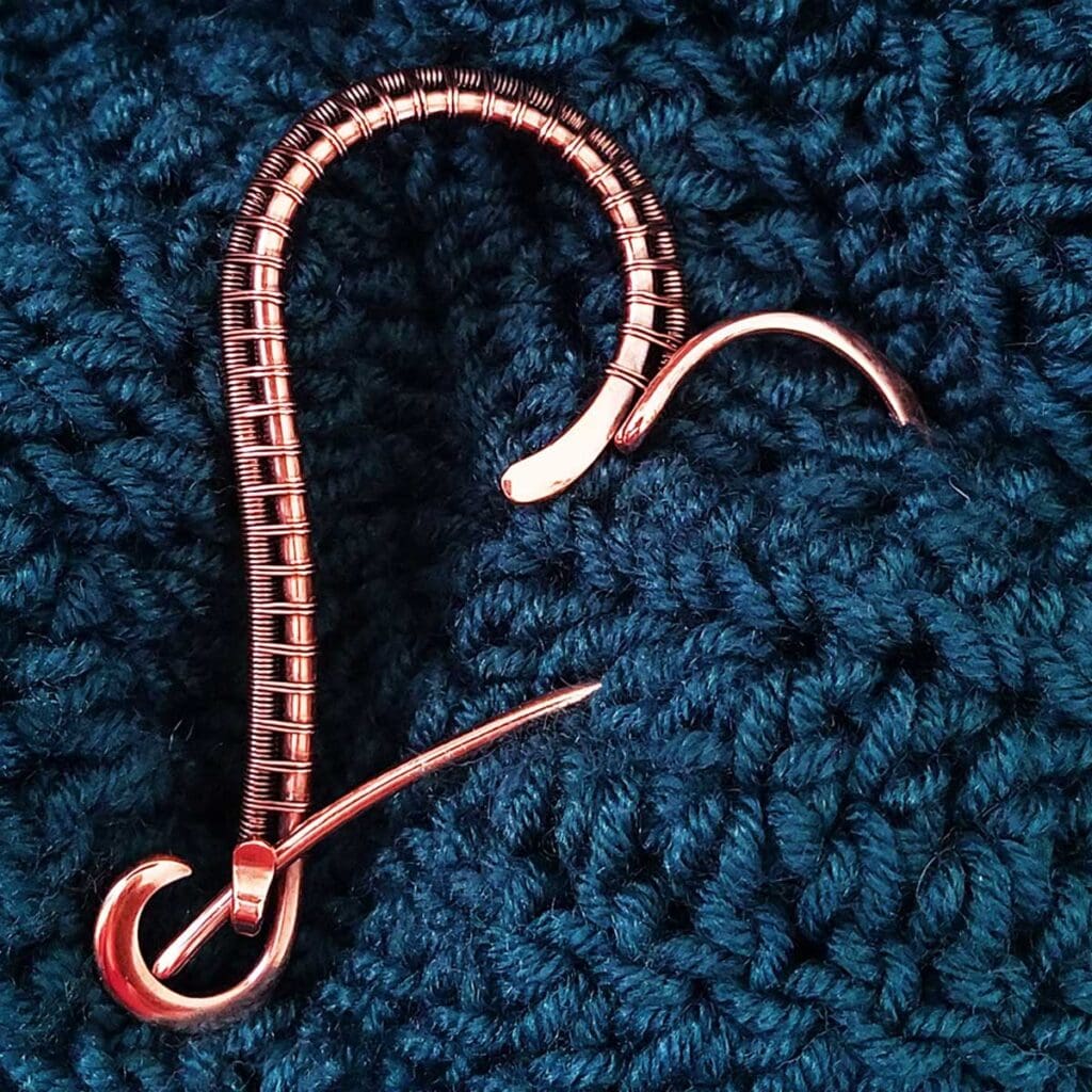Elegant wire wrapped heart pin - design by Wendi Reamy of Door 44 Studios